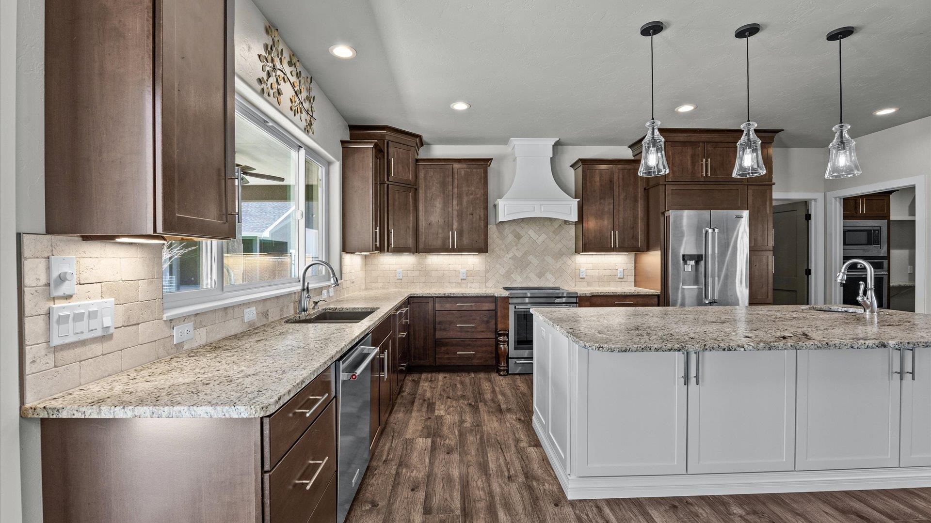 Fruita, Colorado, 81521, United States, 3 Bedrooms Bedrooms, ,3 BathroomsBathrooms,Residential,Active,2052068