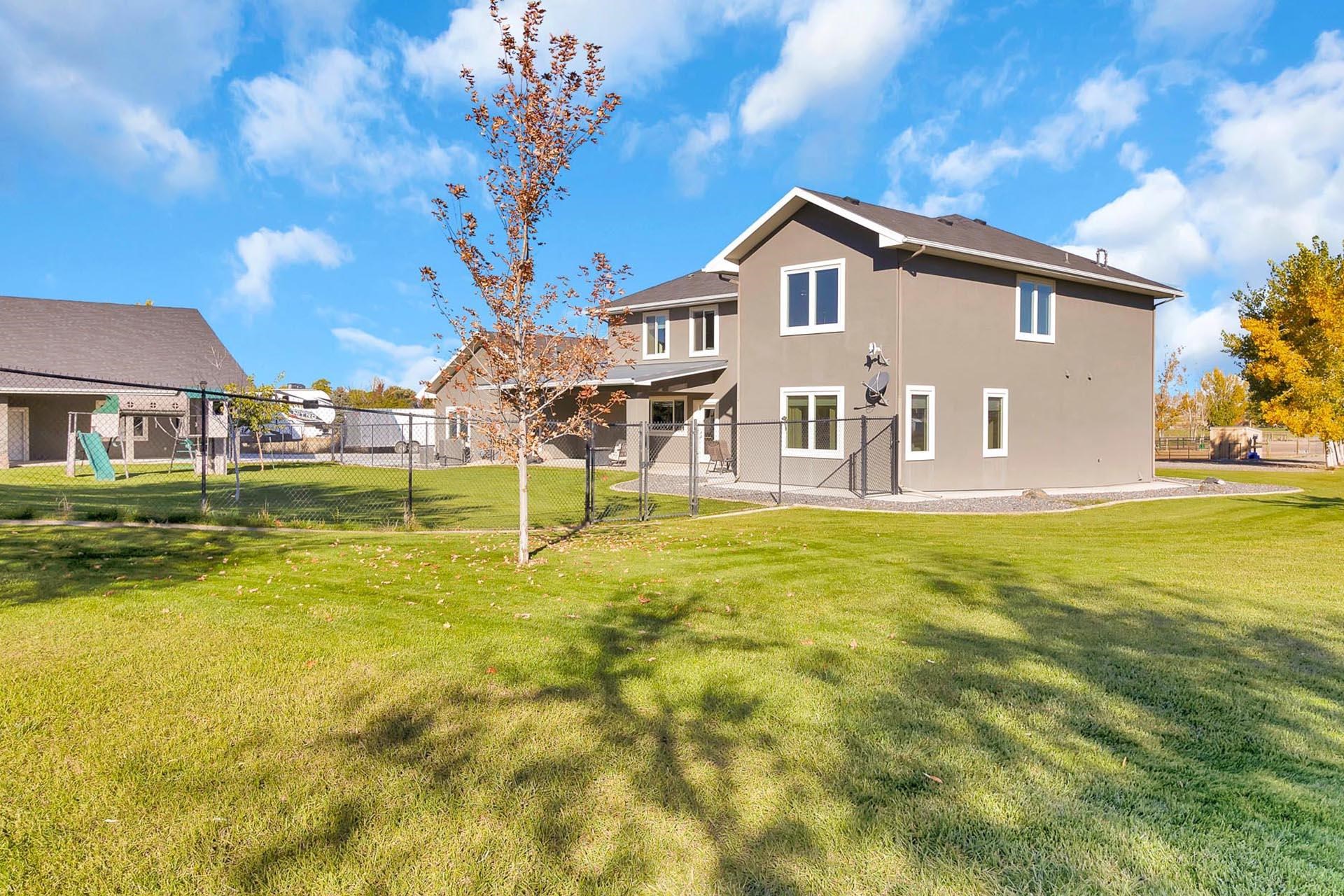 Fruita, Colorado, 81521, United States, 3 Bedrooms Bedrooms, ,3 BathroomsBathrooms,Residential,Active,2052068