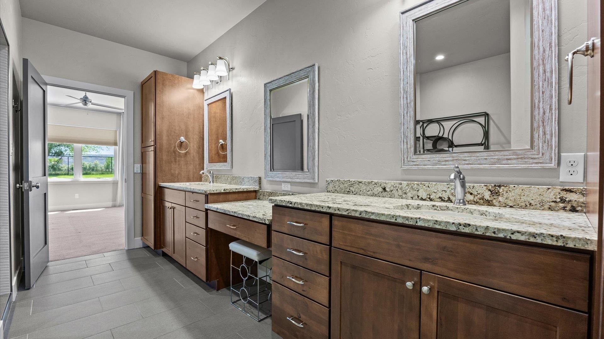 Fruita, Colorado, 81521, United States, 3 Bedrooms Bedrooms, ,3 BathroomsBathrooms,Residential,Active,2052068