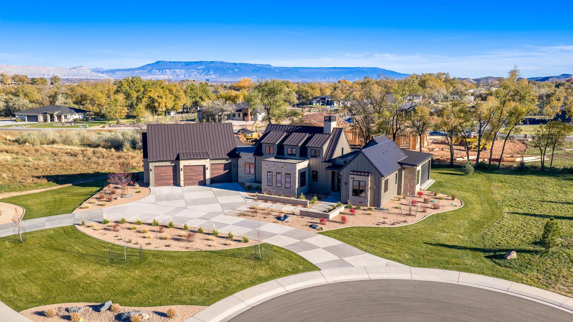 Grand Junction, Colorado, 81507, United States, 3 Bedrooms Bedrooms, ,4 BathroomsBathrooms,Residential,Active,2013629