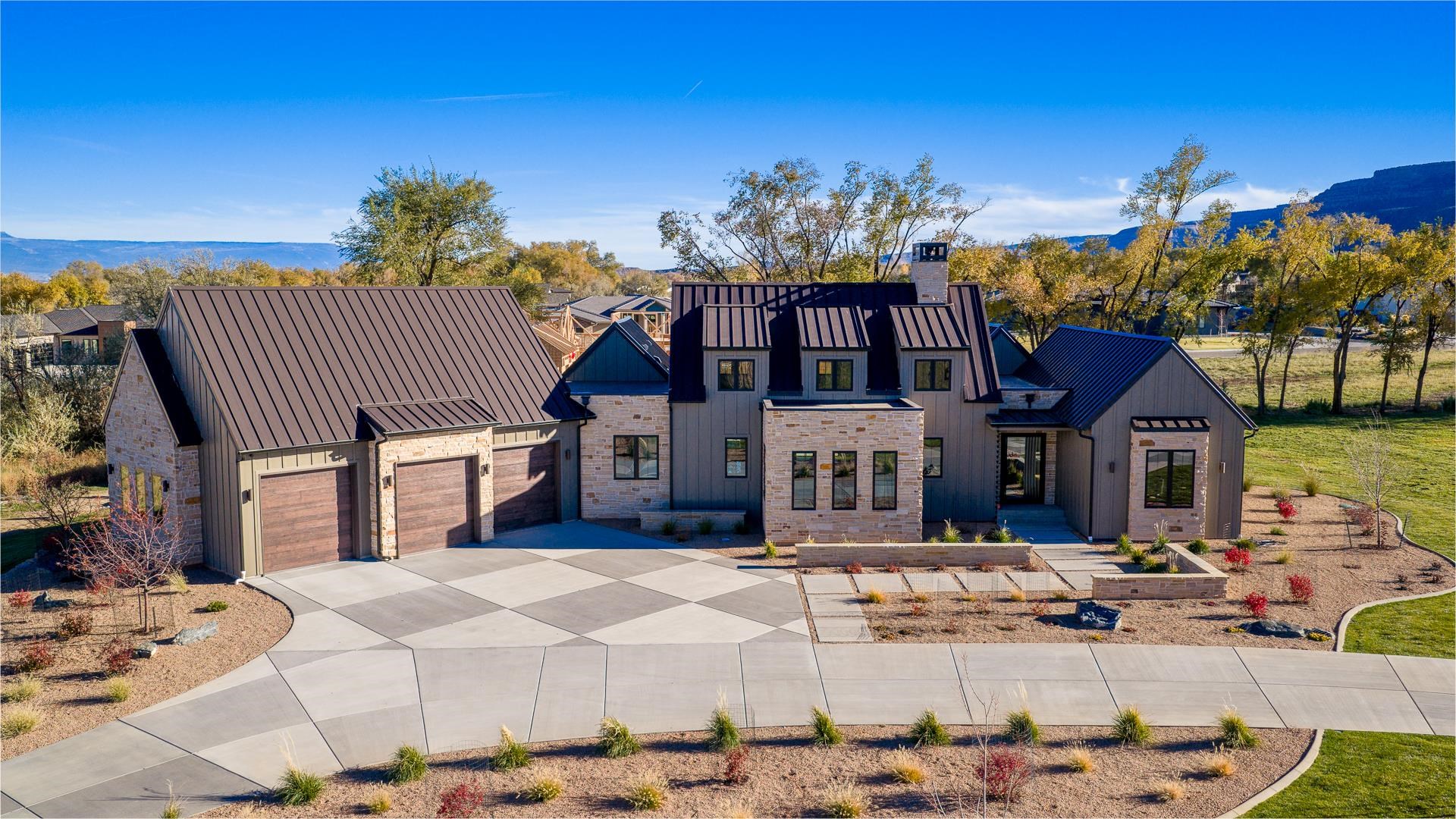 Grand Junction, Colorado, 81507, United States, 3 Bedrooms Bedrooms, ,4 BathroomsBathrooms,Residential,Active,2013629