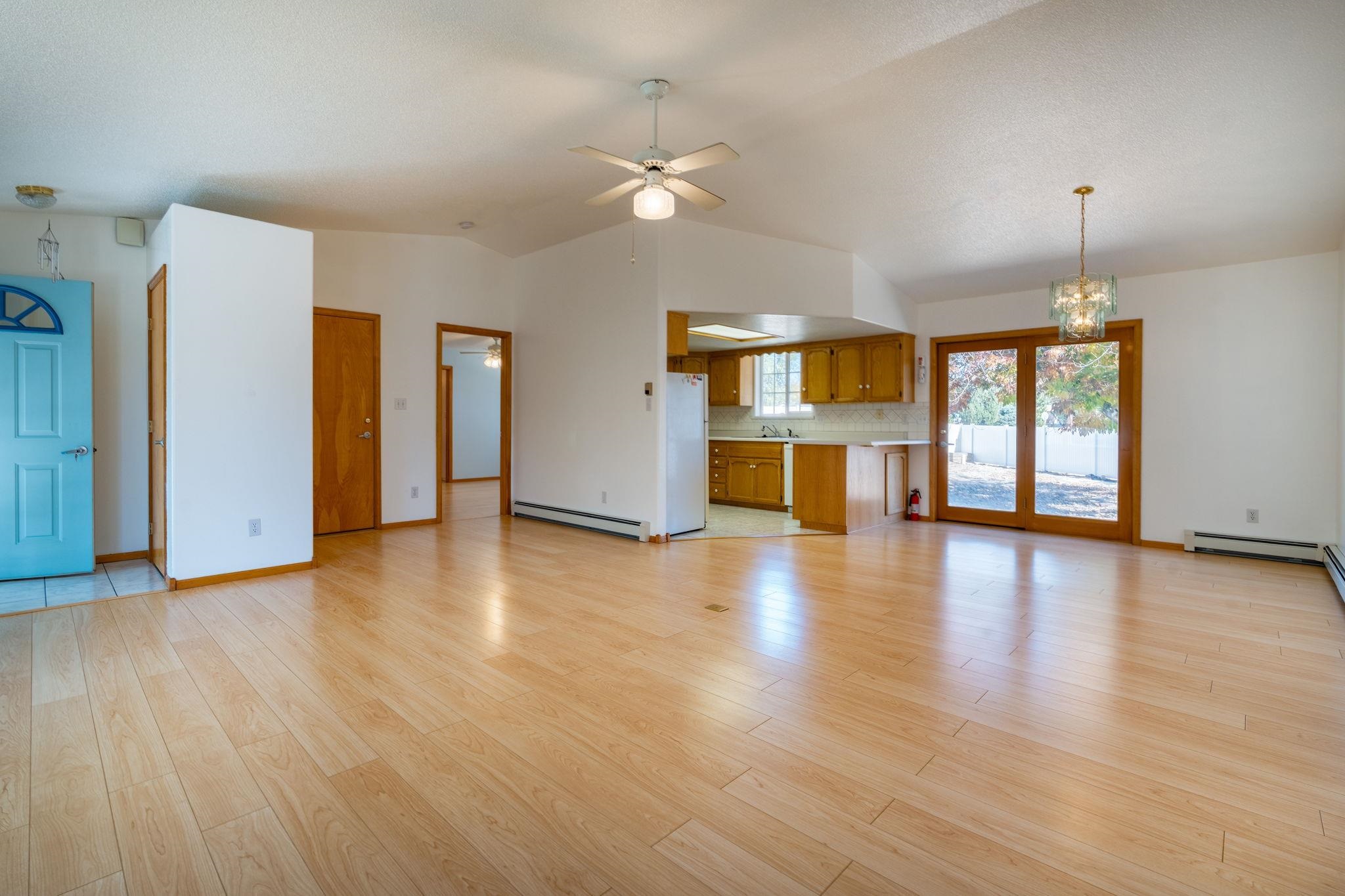 Grand Junction, Colorado 81504, United States, 3 Bedrooms Bedrooms, ,2 BathroomsBathrooms,Residential,Active,200084