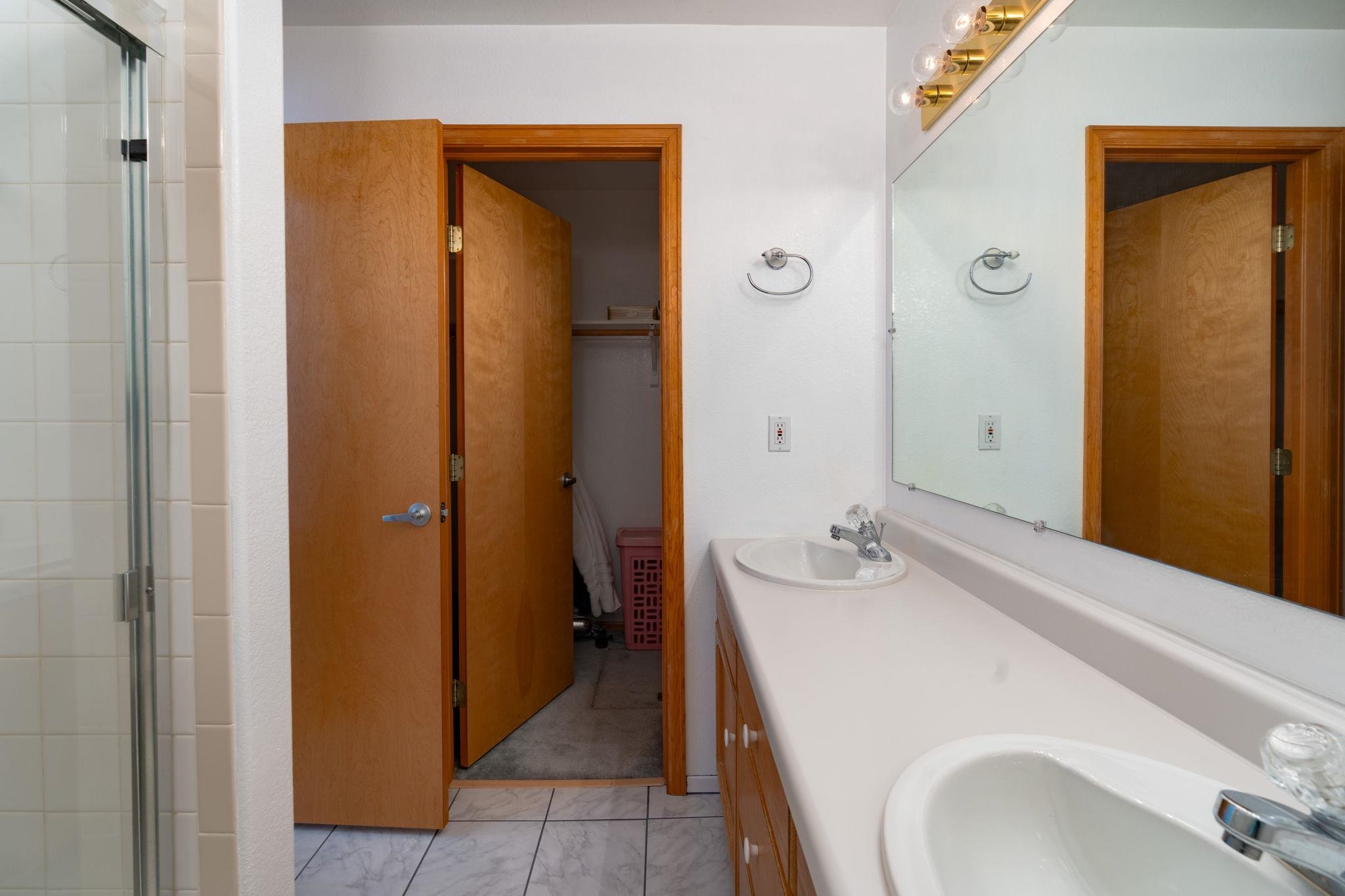 Grand Junction, Colorado 81504, United States, 3 Bedrooms Bedrooms, ,2 BathroomsBathrooms,Residential,Active,200084