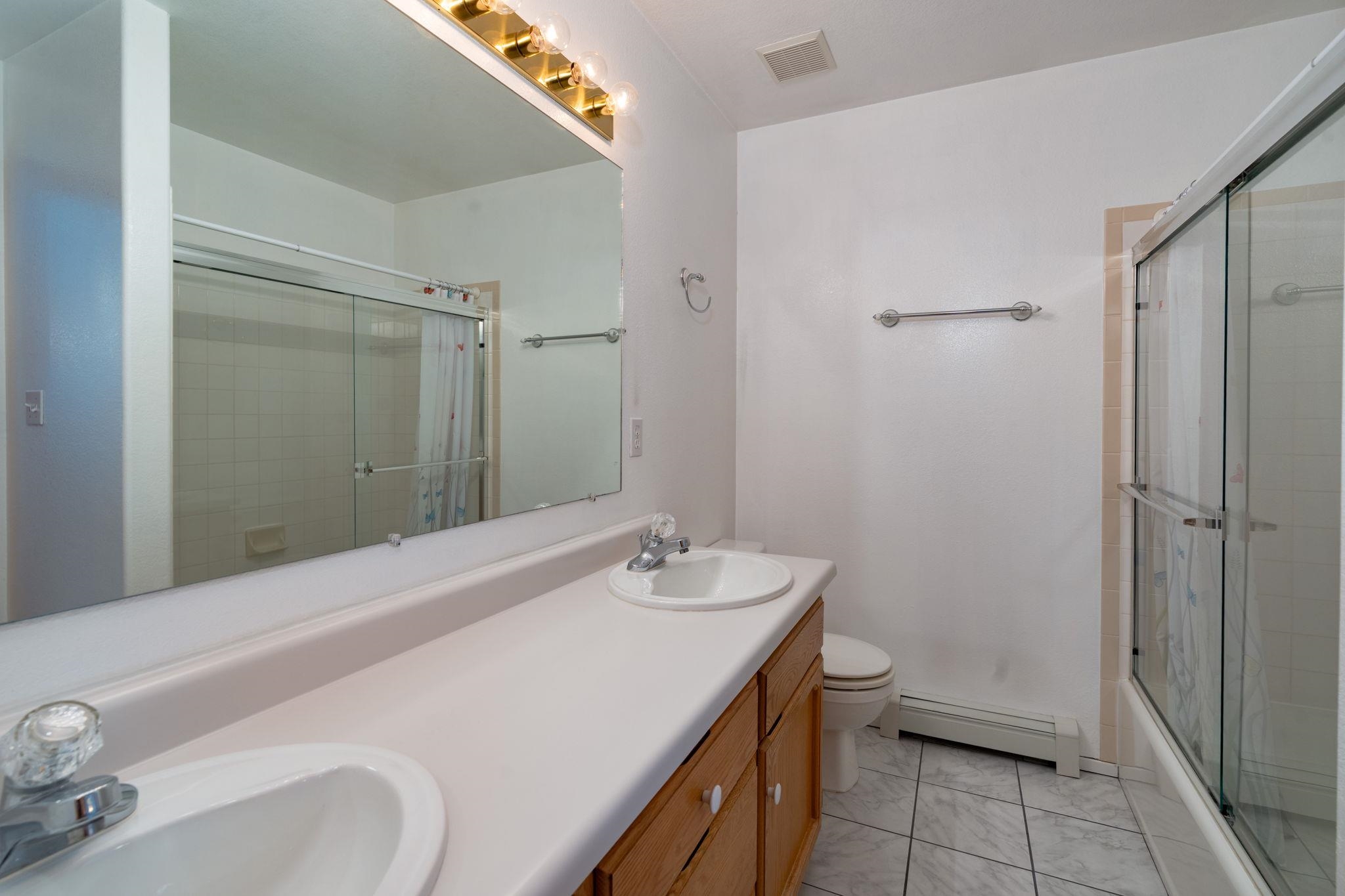 Grand Junction, Colorado 81504, United States, 3 Bedrooms Bedrooms, ,2 BathroomsBathrooms,Residential,Active,200084