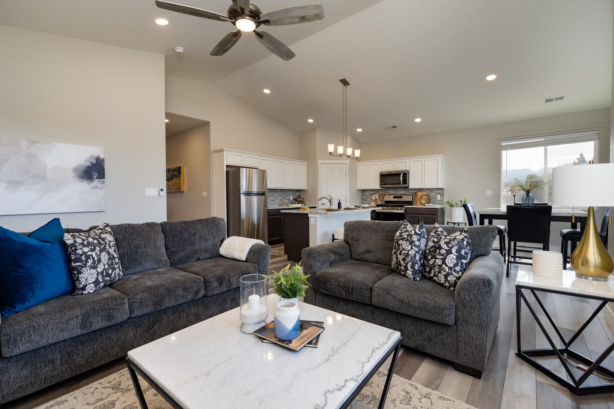 Grand Junction, Colorado 81504, United States, 3 Bedrooms Bedrooms, ,2 BathroomsBathrooms,Residential,Active,115287