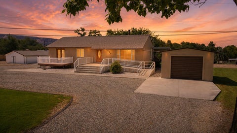Photo of 135 Vista Grande Drive, Grand Junction, CO 81507 (MLS # 20264355)