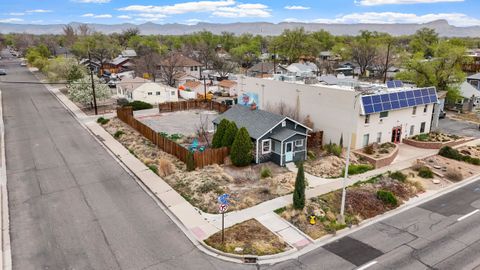 Photo of 1304 Ute Avenue, Grand Junction, CO 81501 (MLS # 20261459)