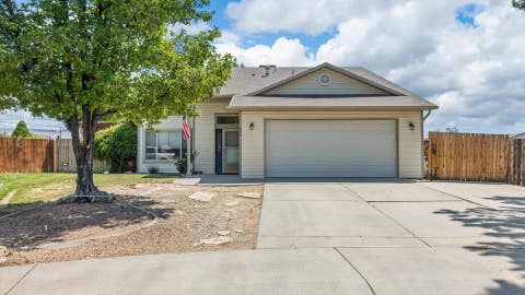 Photo of 496 Moonlight Court, Grand Junction, CO 81504 (MLS # 20263424)