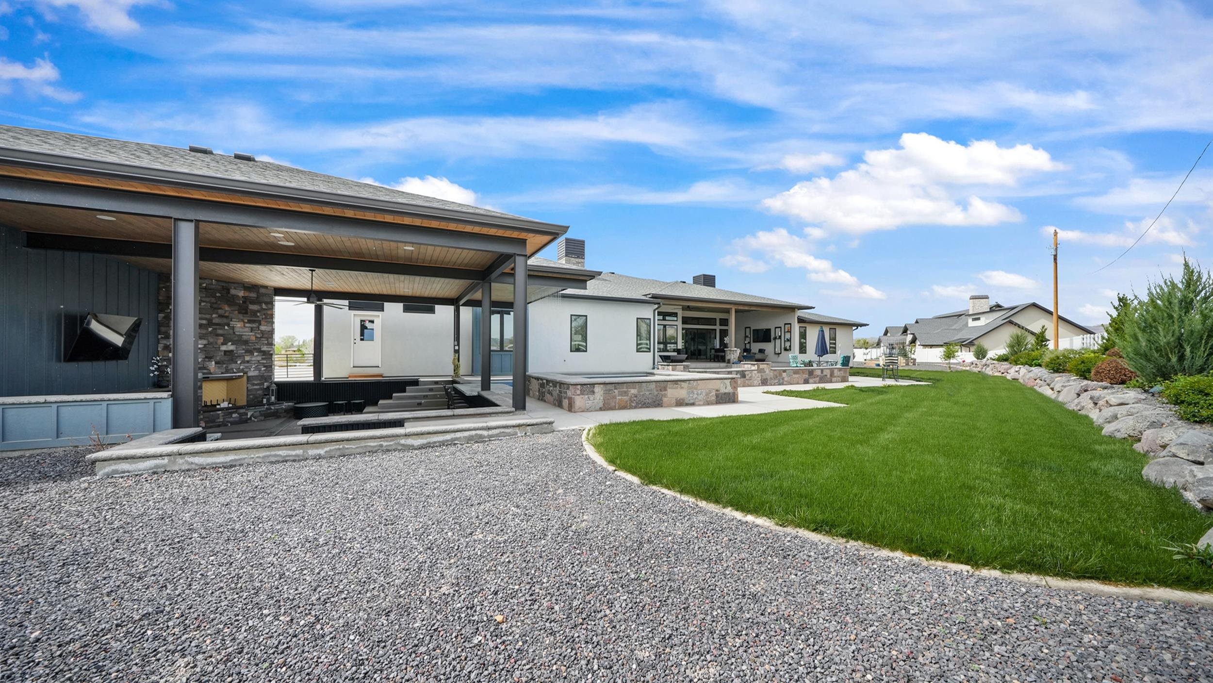 Grand Junction, Colorado, 81505, United States, 4 Bedrooms Bedrooms, ,4 BathroomsBathrooms,Residential,Active,2036689