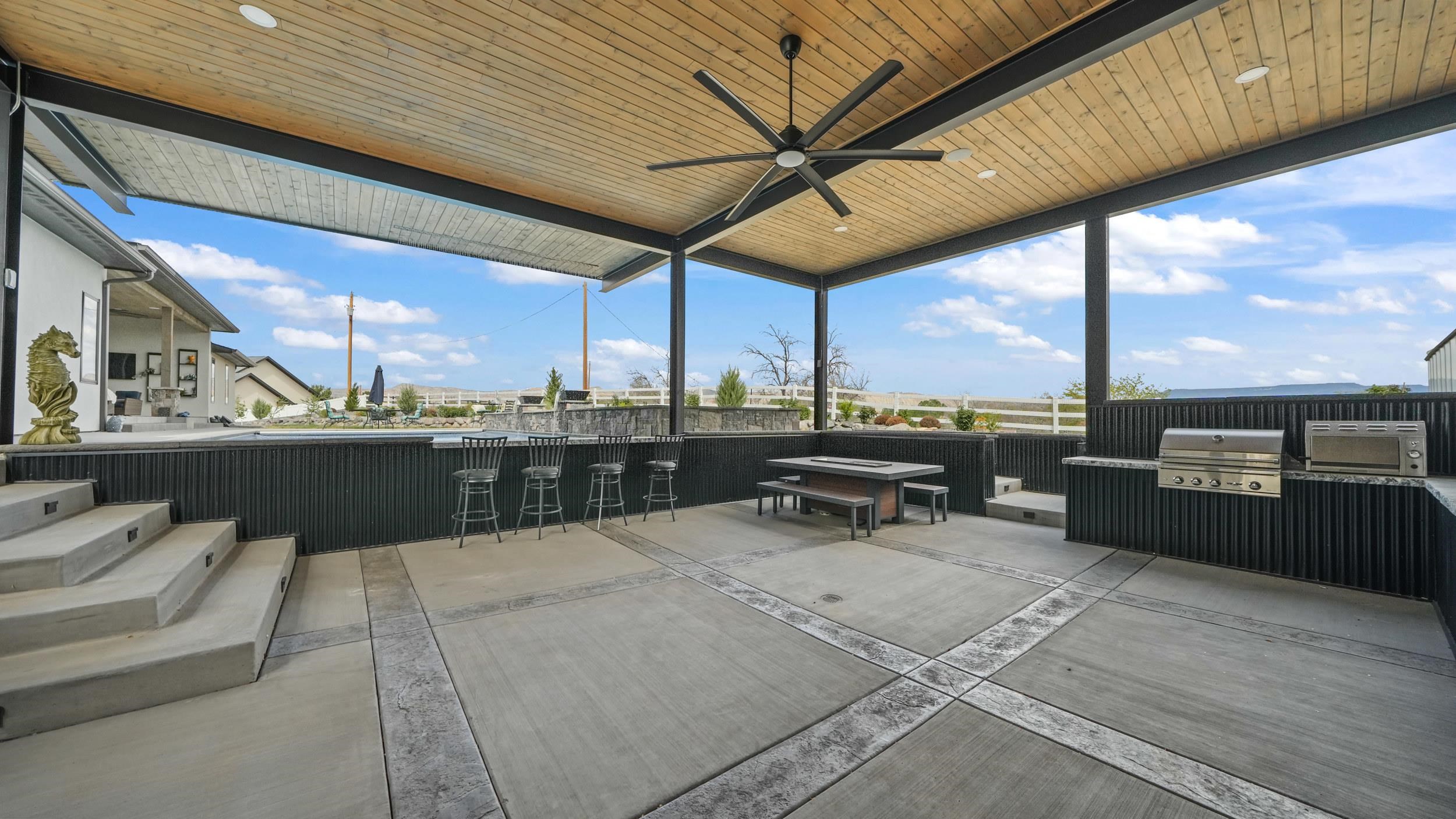 Grand Junction, Colorado, 81505, United States, 4 Bedrooms Bedrooms, ,4 BathroomsBathrooms,Residential,Active,2036689