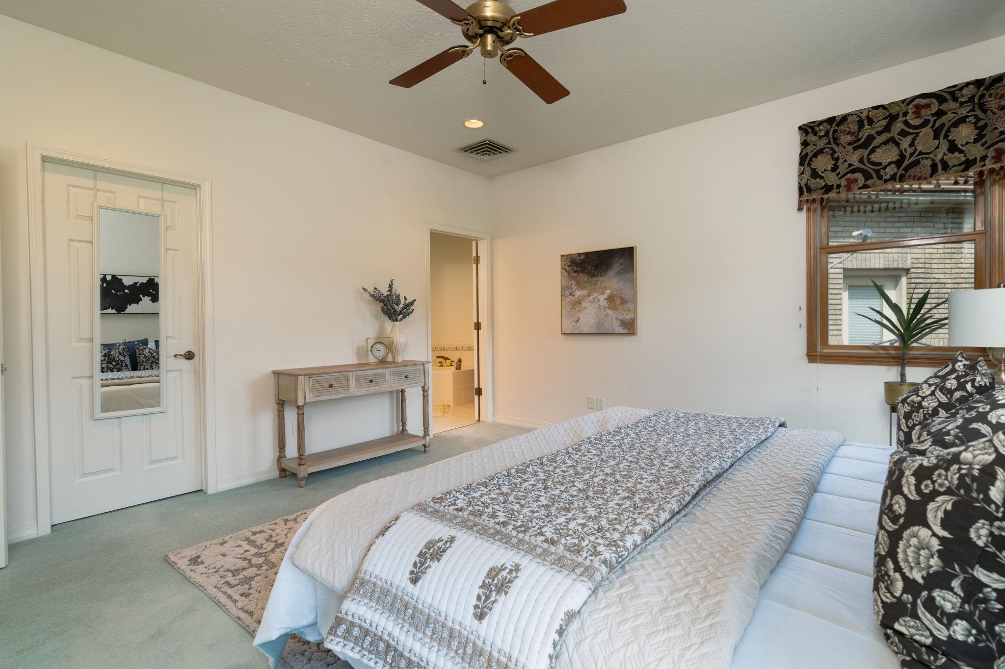 Grand Junction, Colorado 81507, United States, 3 Bedrooms Bedrooms, ,3 BathroomsBathrooms,Residential,Pending,149951