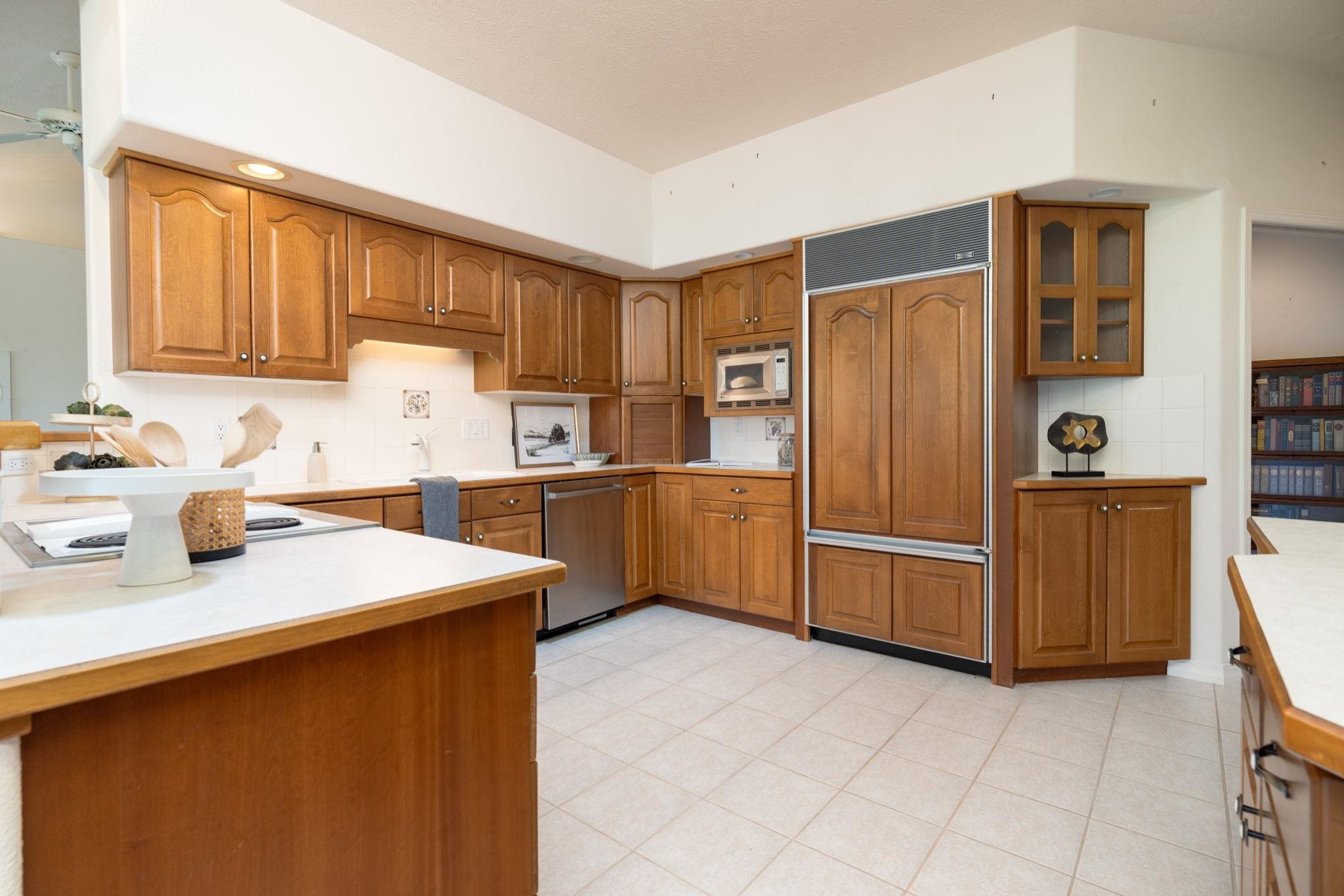 Grand Junction, Colorado 81507, United States, 3 Bedrooms Bedrooms, ,3 BathroomsBathrooms,Residential,Pending,149951