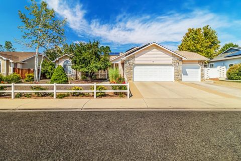 Photo of 681 Moonrise Court, Grand Junction, CO 81505 (MLS # 20261742)