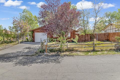 Photo of 112 Whitehead Drive, Grand Junction, CO 81503 (MLS # 20261773)