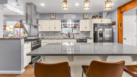 Photo of 134 4th Street, Meeker, CO 81641 (MLS # 20261420)