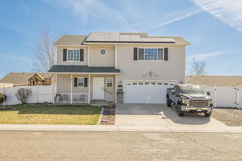 Photo of 658 Stone Mountain Drive, Fruita, CO 81521 (MLS # 20261601)