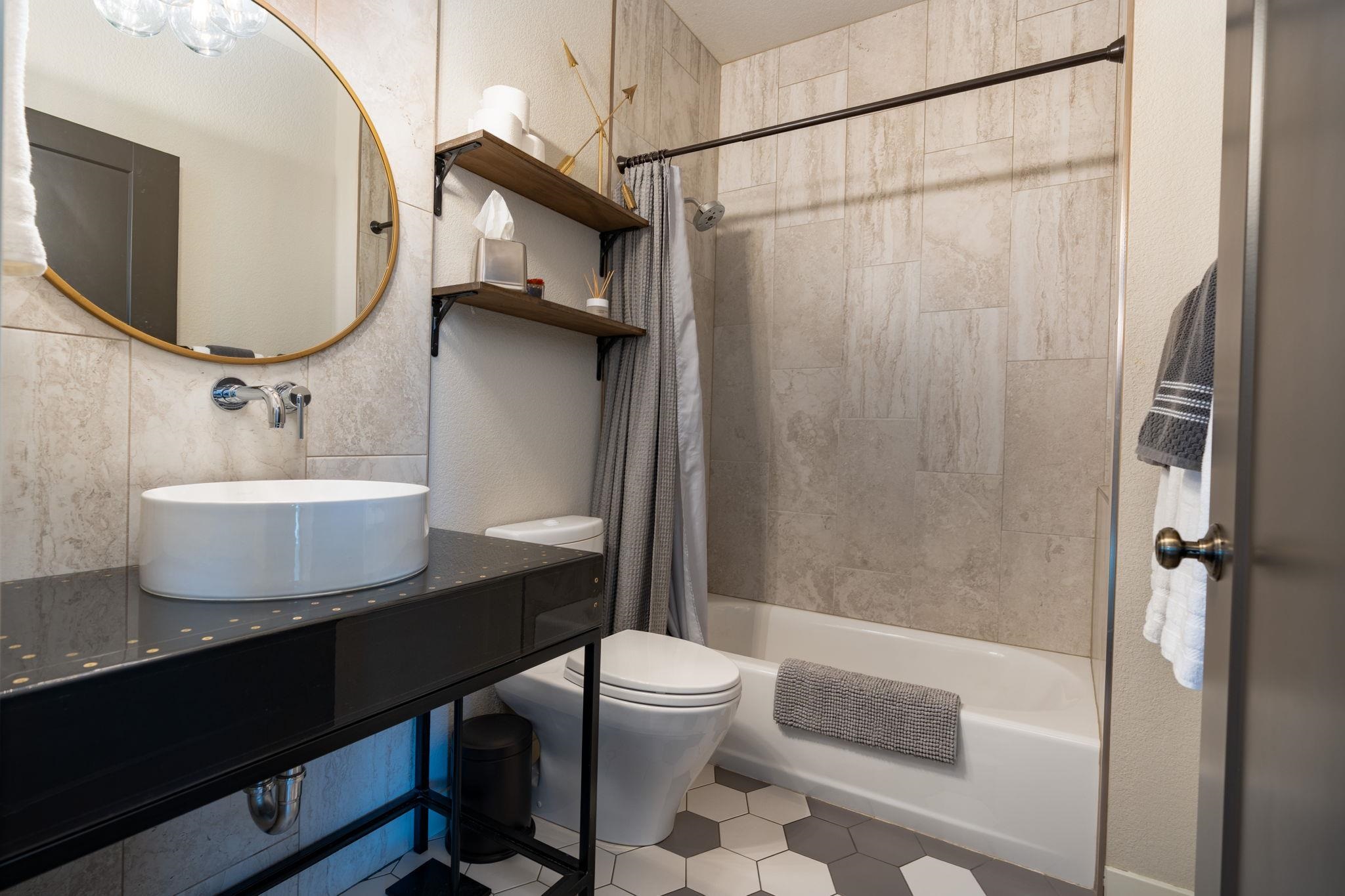 Grand Junction, Colorado 81505, United States, 2 Bedrooms Bedrooms, ,2 BathroomsBathrooms,Residential,Pending,161128