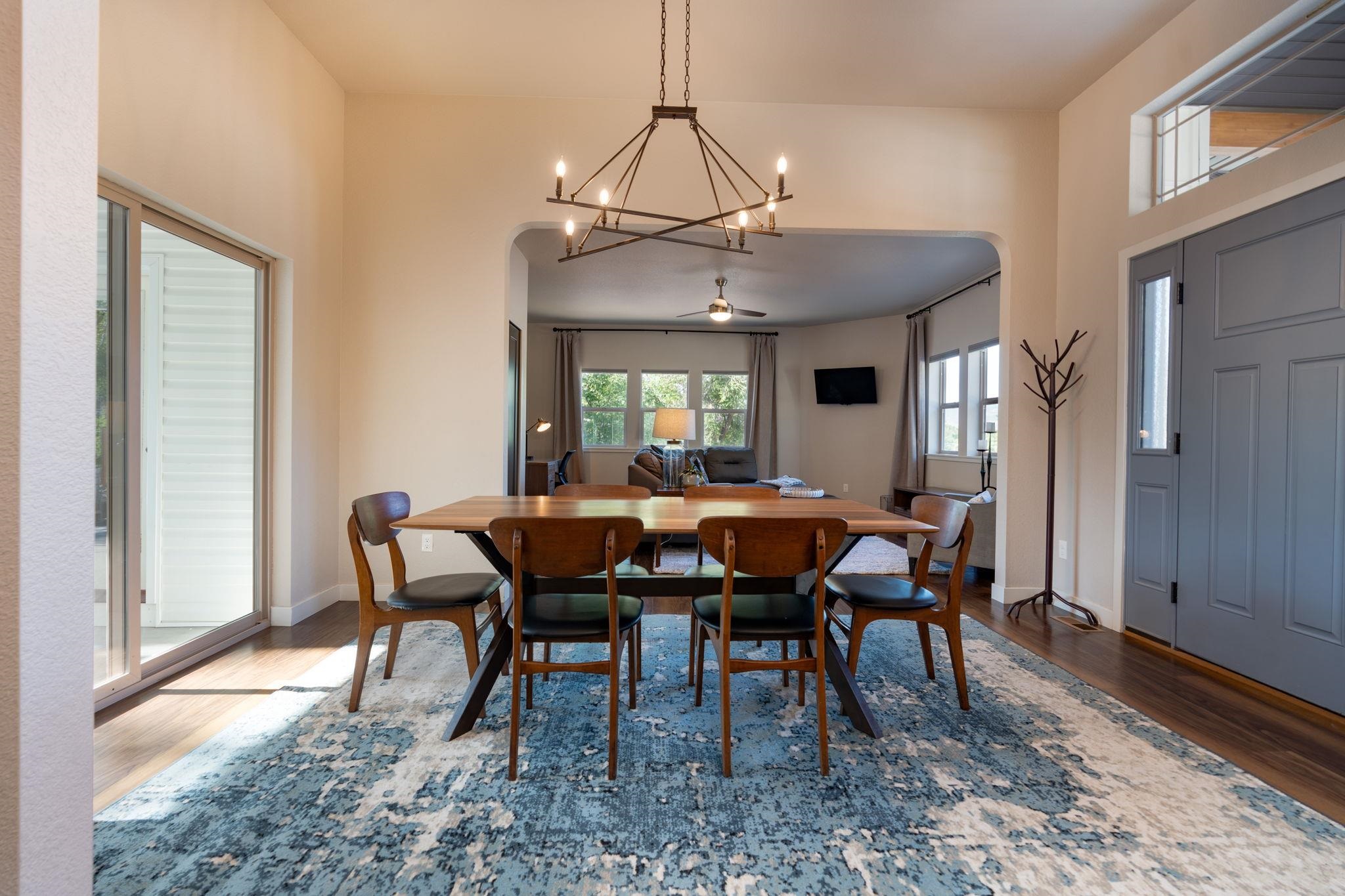 Grand Junction, Colorado 81505, United States, 2 Bedrooms Bedrooms, ,2 BathroomsBathrooms,Residential,Pending,161128