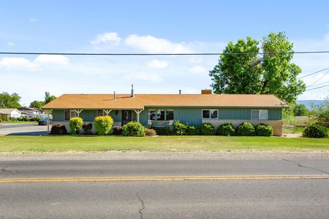 Photo of 3019 E 1/2 Road, Grand Junction, CO 81504 (MLS # 20262225)