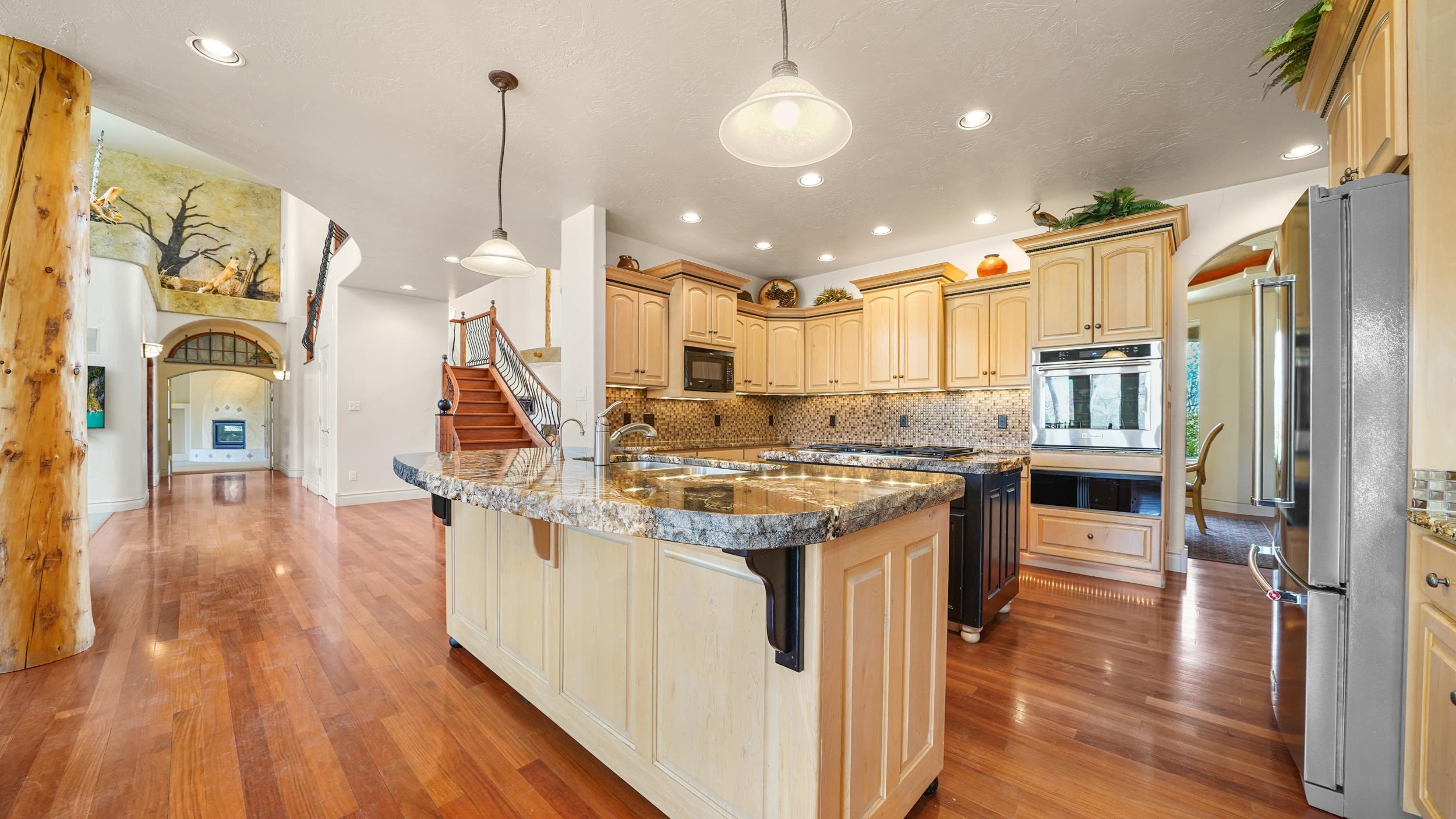 Grand Junction, Colorado, 81507, United States, 5 Bedrooms Bedrooms, ,6 BathroomsBathrooms,Residential,Active,2009860