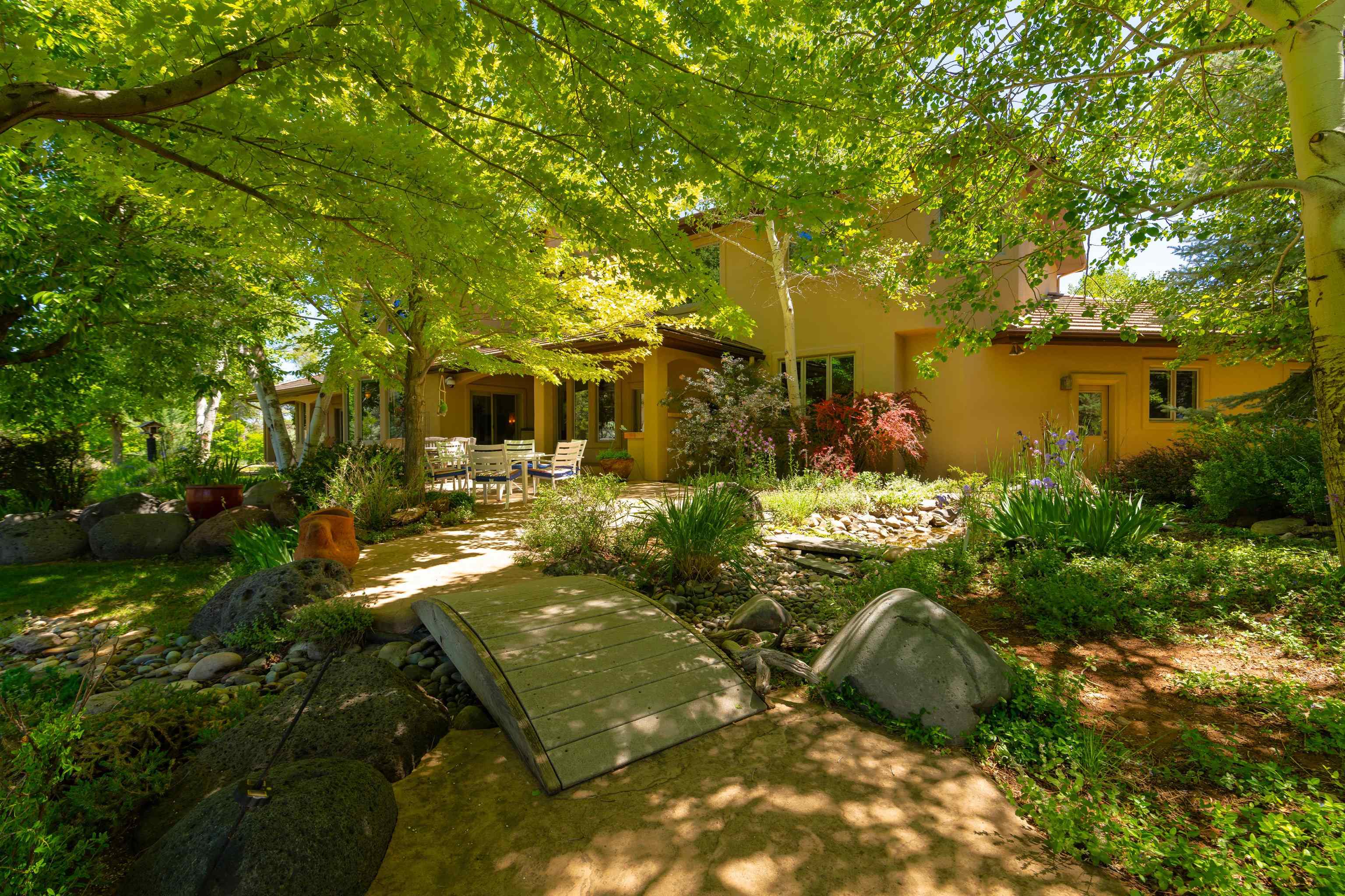 Grand Junction, Colorado, 81507, United States, 5 Bedrooms Bedrooms, ,6 BathroomsBathrooms,Residential,Active,2009860