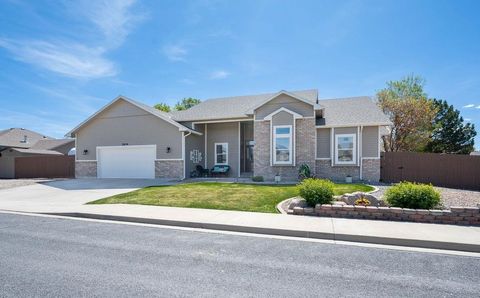 Photo of 2819 Cortland Avenue, Grand Junction, CO 81506 (MLS # 20261608)