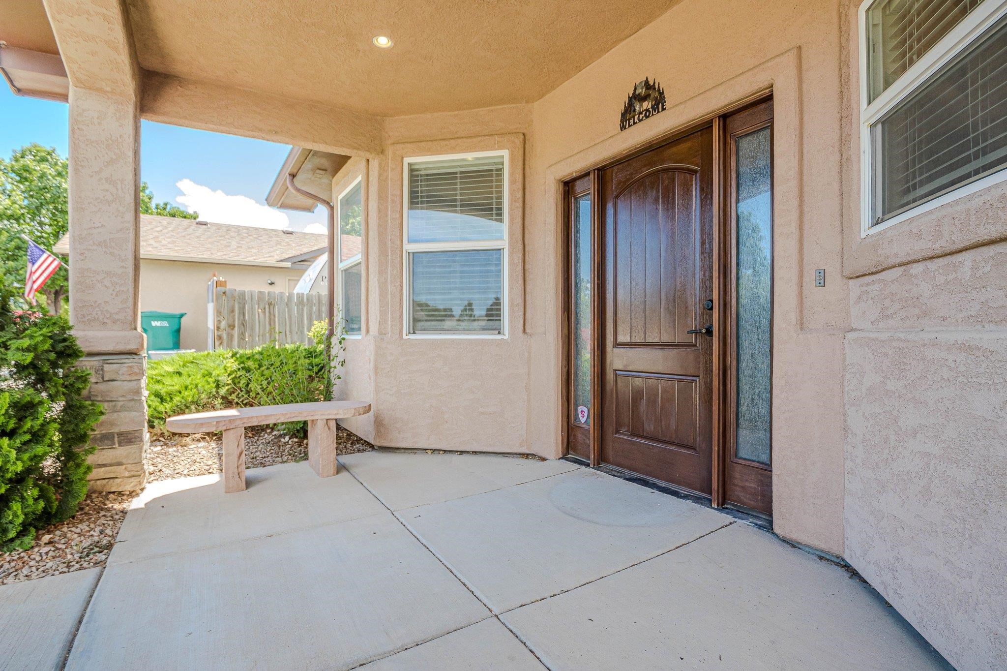 Photo 6 of 41 of 325 Arches Drive house