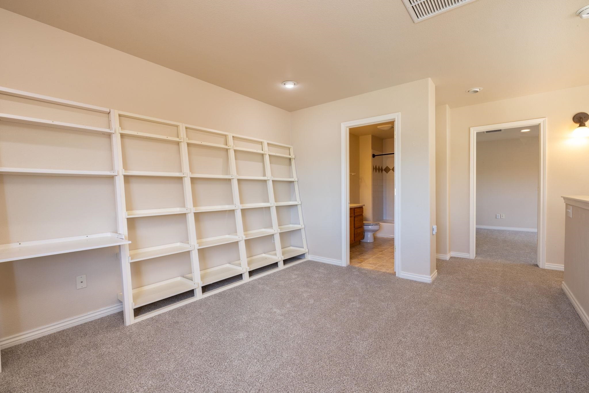 Grand Junction, Colorado 81506, United States, 2 Bedrooms Bedrooms, ,3 BathroomsBathrooms,Residential,Active,136969