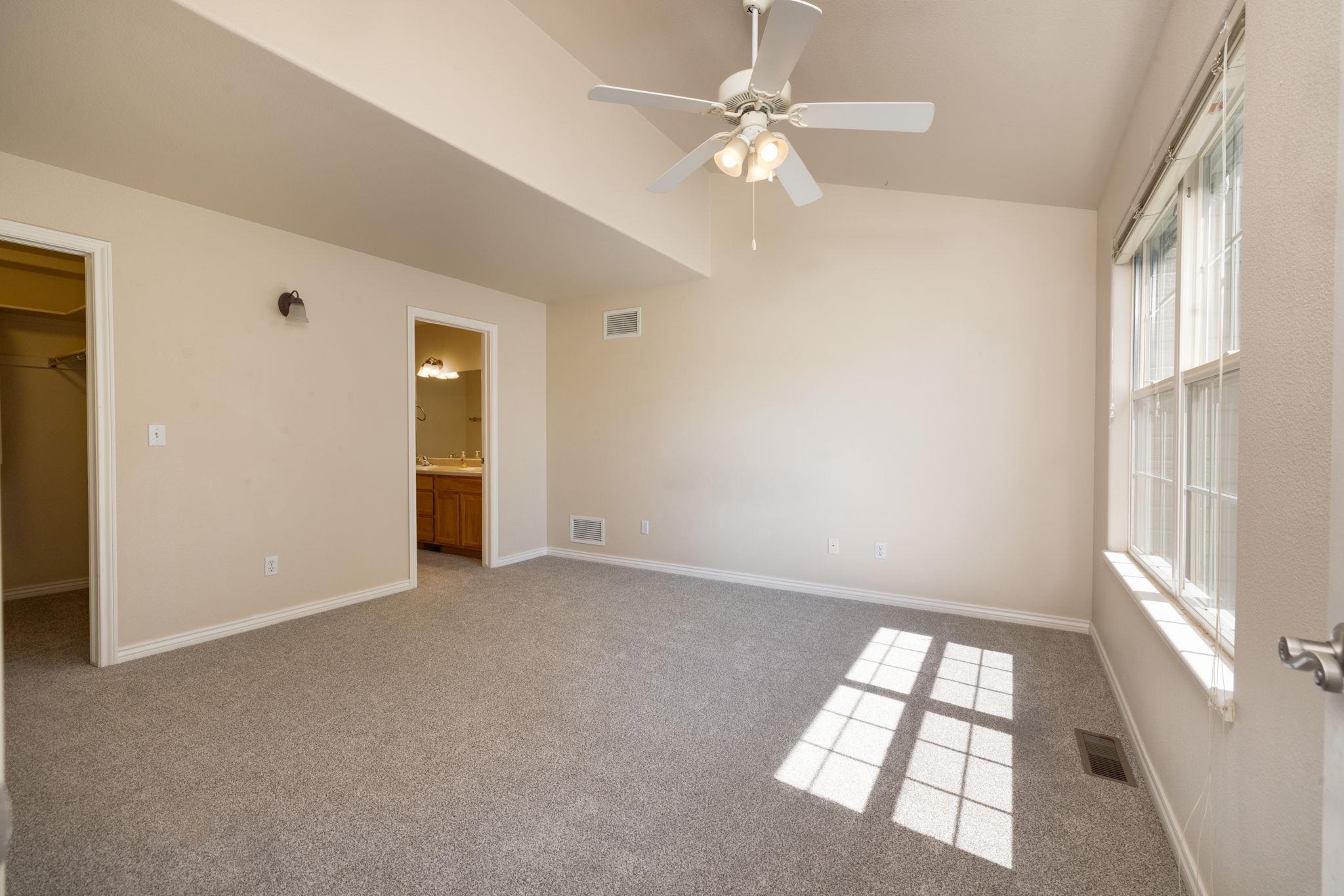 Grand Junction, Colorado 81506, United States, 2 Bedrooms Bedrooms, ,3 BathroomsBathrooms,Residential,Active,136969