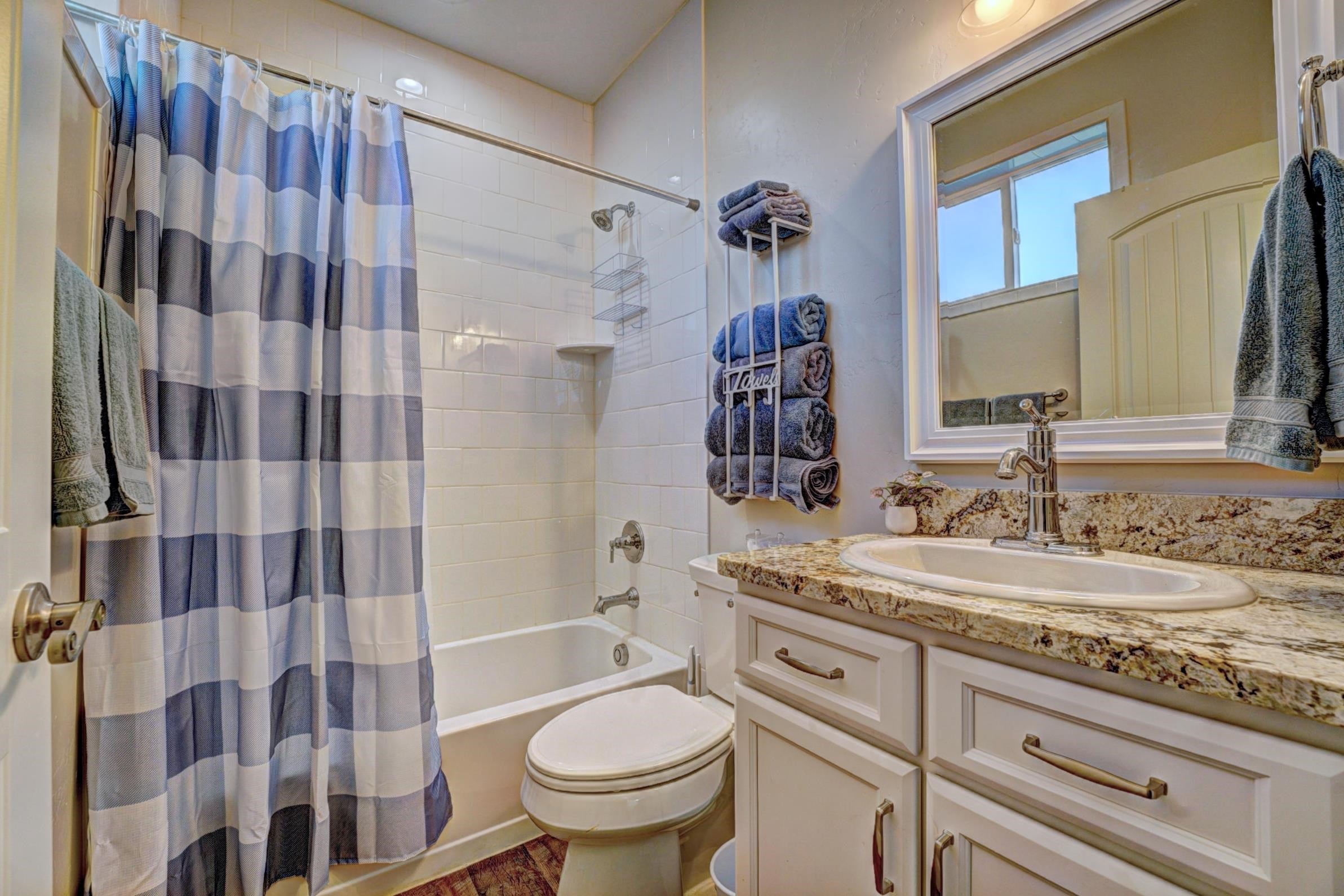 Palisade, Colorado, 81526, United States, 3 Bedrooms Bedrooms, ,3 BathroomsBathrooms,Residential,Active,2015436
