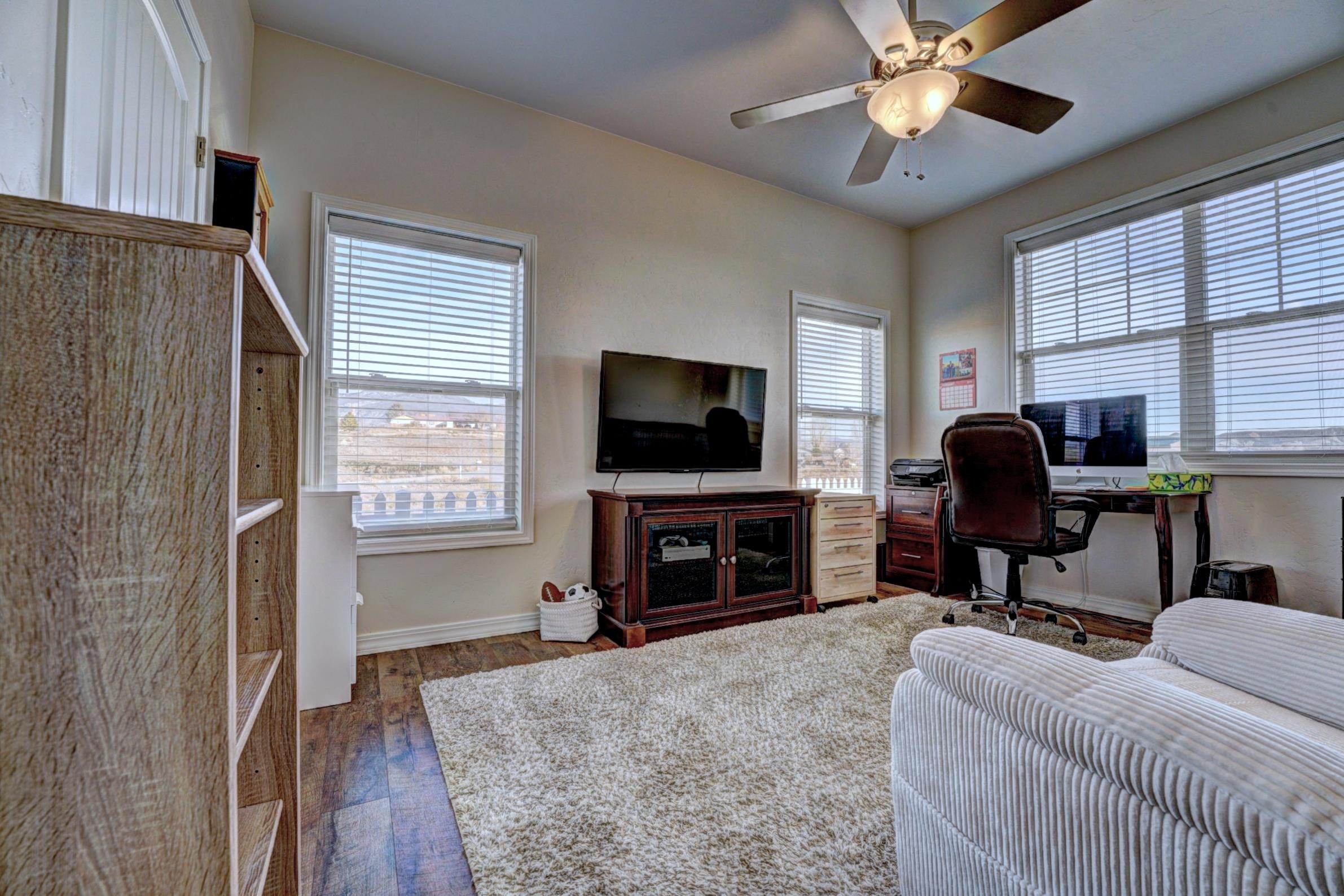 Palisade, Colorado, 81526, United States, 3 Bedrooms Bedrooms, ,3 BathroomsBathrooms,Residential,Active,2015436