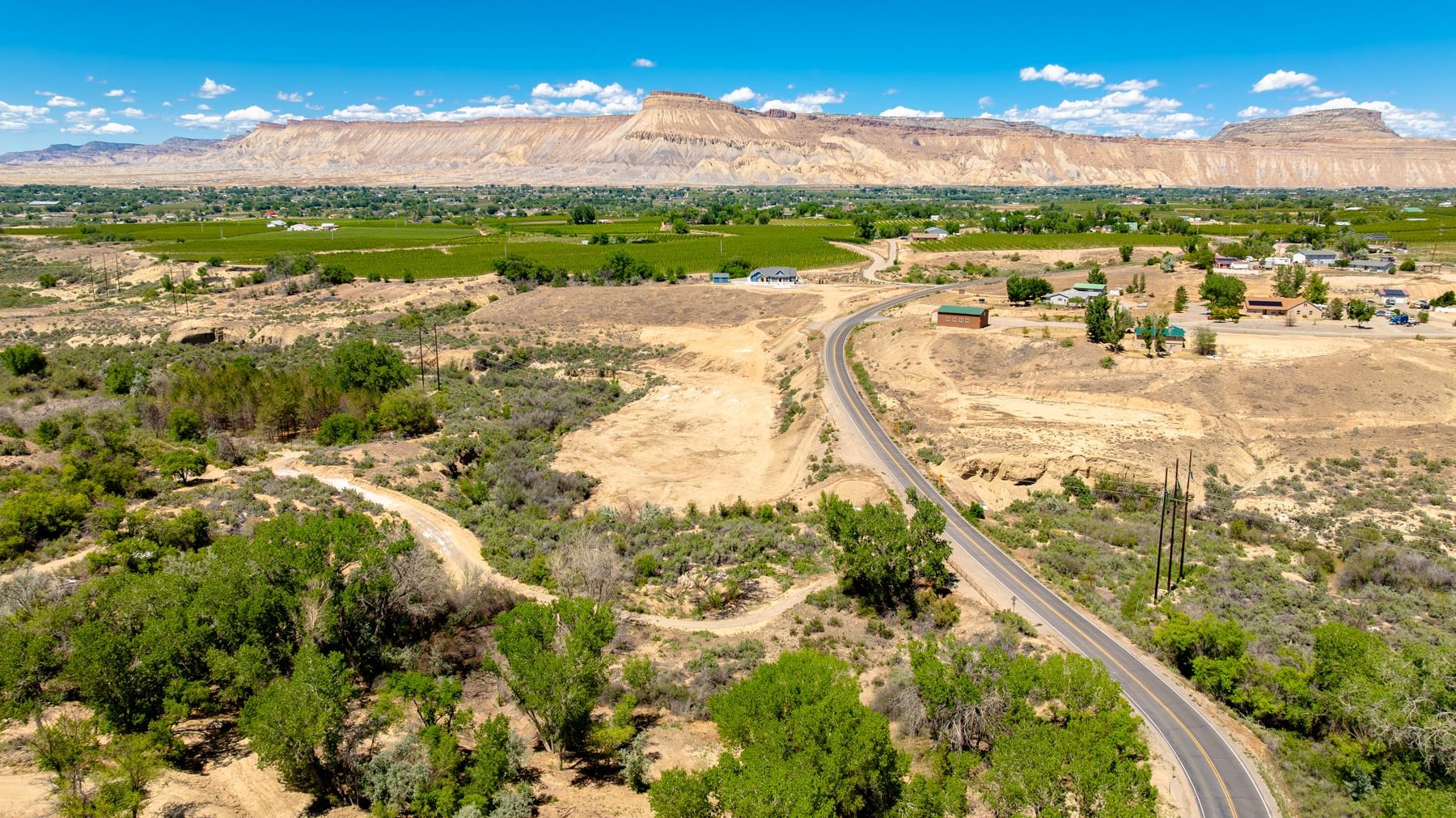 Palisade, Colorado, 81526, United States, 3 Bedrooms Bedrooms, ,3 BathroomsBathrooms,Residential,Active,2015436