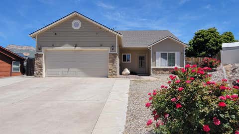Photo of 42 Eagle Court, Parachute, CO 81635 (MLS # 20262894)