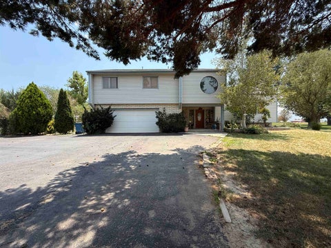Photo of 2321 I Road, Grand Junction, CO 81505 (MLS # 20263137)