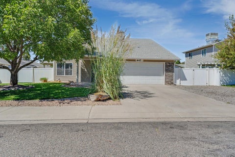 Photo of 647 Longs Peak Drive, Grand Junction, CO 81504 (MLS # 20264288)