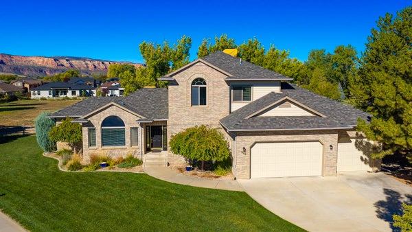 545 PINNACLE CT, GRAND JUNCTION, CO 81507 - Image 685fea4ef734f3fca1f9c8289a446cb8/2376773434