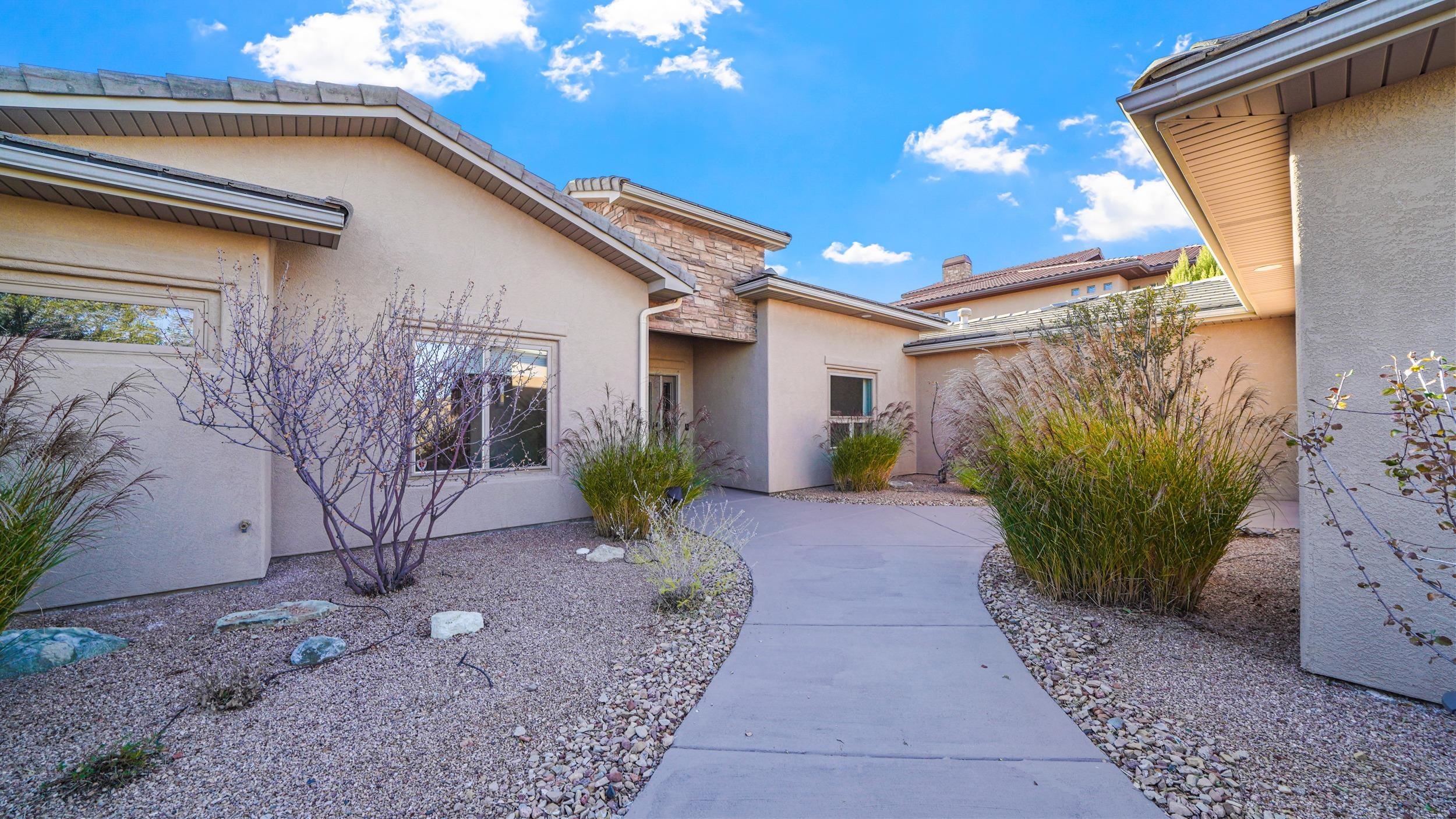 Grand Junction, Colorado, 81507, United States, 3 Bedrooms Bedrooms, ,3 BathroomsBathrooms,Residential,Active,2009135