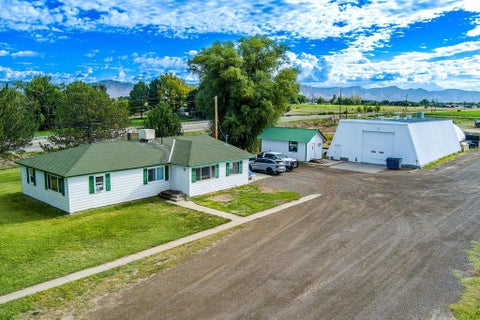 Photo of 1098 21 1/2 Road, Grand Junction, CO 81505 (MLS # 20264760)