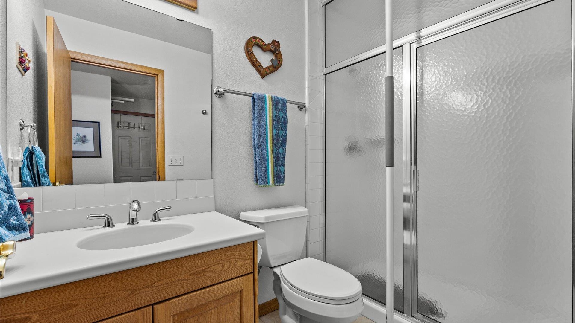 Hotchkiss, Colorado, 81419, United States, 6 Bedrooms Bedrooms, ,5 BathroomsBathrooms,Residential,Active,2033362