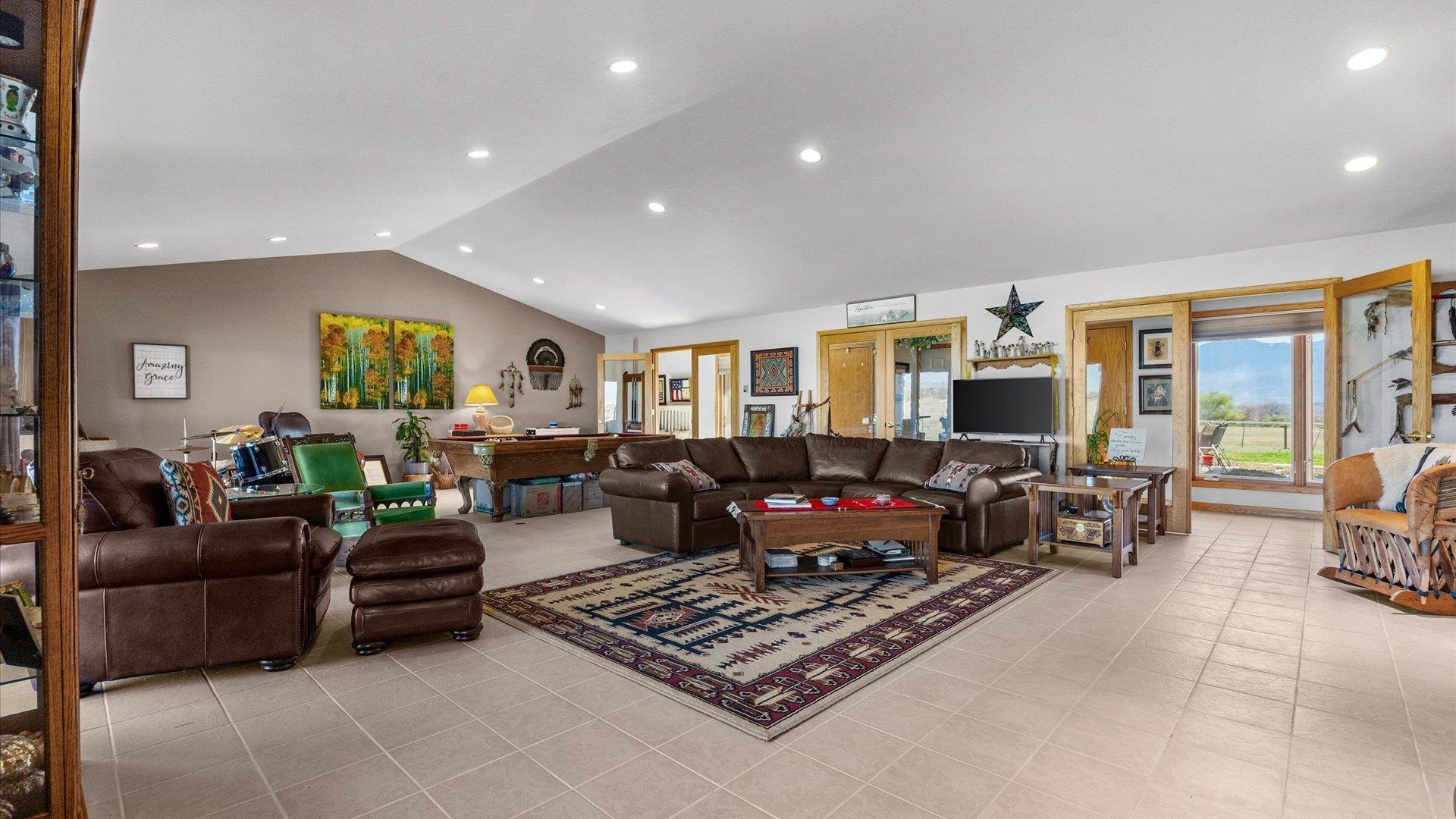 Hotchkiss, Colorado, 81419, United States, 6 Bedrooms Bedrooms, ,5 BathroomsBathrooms,Residential,Active,2033362