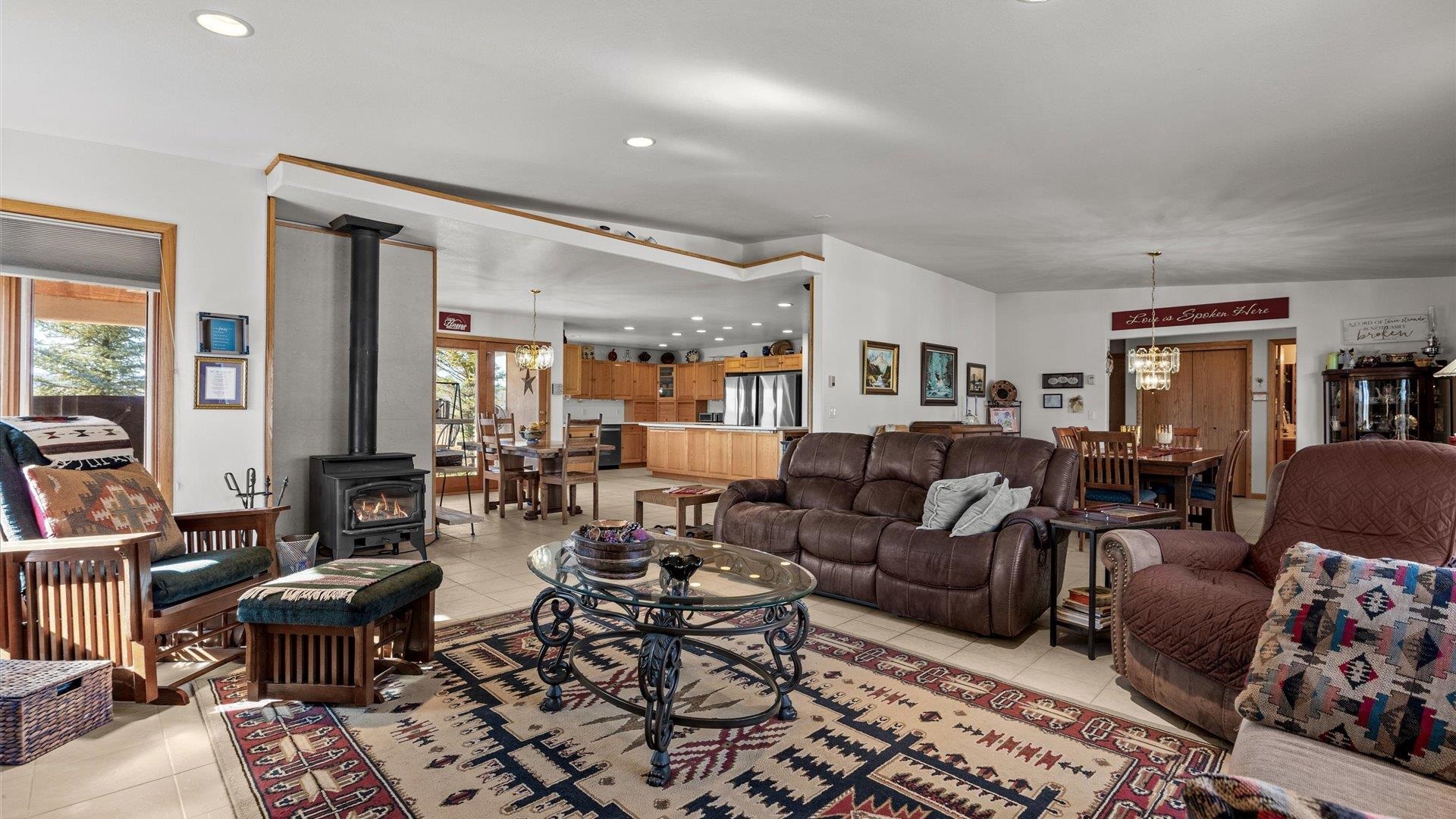 Hotchkiss, Colorado, 81419, United States, 6 Bedrooms Bedrooms, ,5 BathroomsBathrooms,Residential,Active,2033362