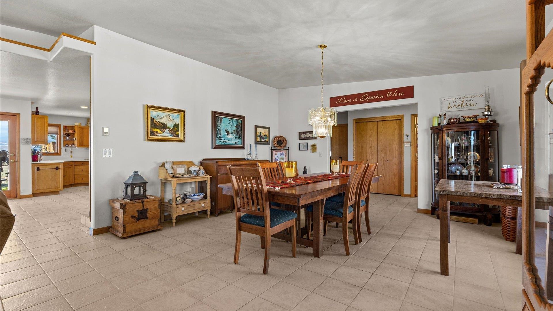Hotchkiss, Colorado, 81419, United States, 6 Bedrooms Bedrooms, ,5 BathroomsBathrooms,Residential,Active,2033362