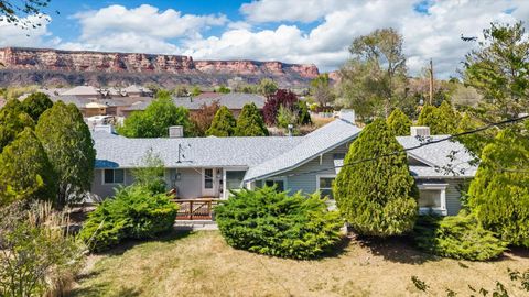 Photo of 2101 Broadway, Grand Junction, CO 81507 (MLS # 20261545)