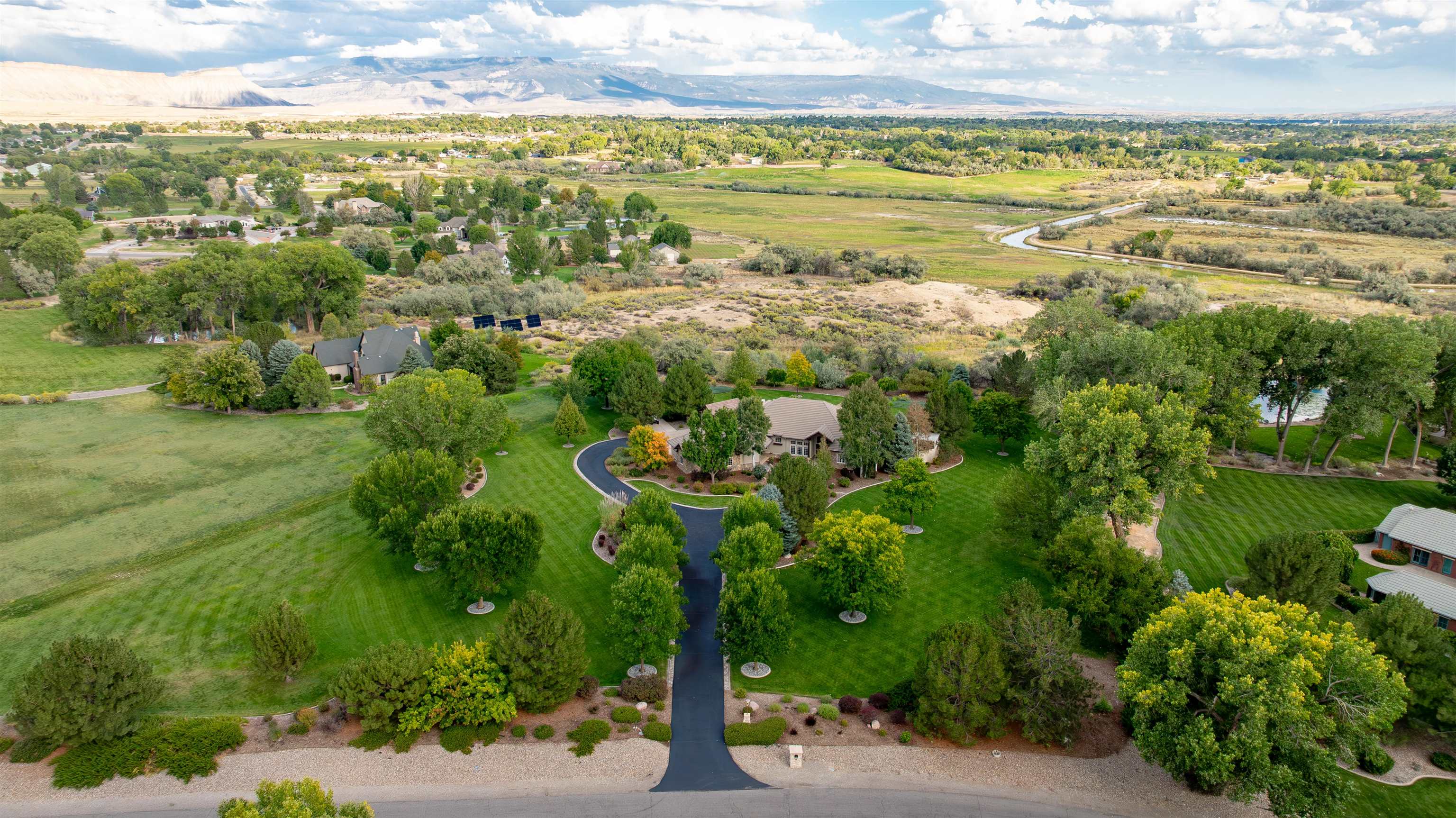 Grand Junction, Colorado, 81505, United States, 4 Bedrooms Bedrooms, ,5 BathroomsBathrooms,Residential,Active,1945340