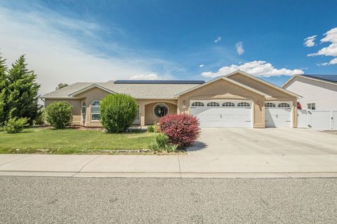 Photo of 2860 Rock Creek Drive, Grand Junction, CO 81503 (MLS # 20263086)