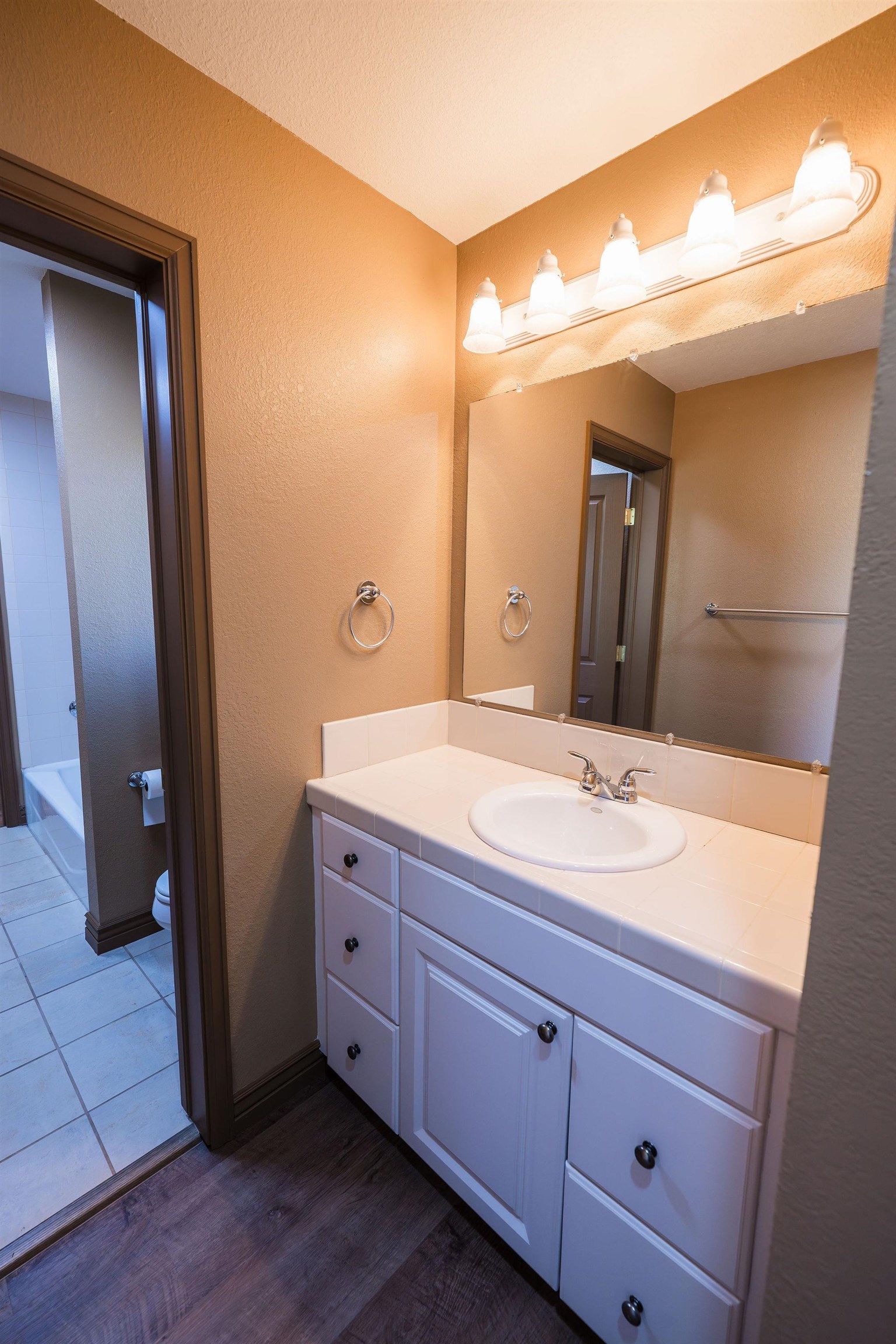 Grand Junction, Colorado, 81505, United States, 4 Bedrooms Bedrooms, ,4 BathroomsBathrooms,Residential,Active,2032090