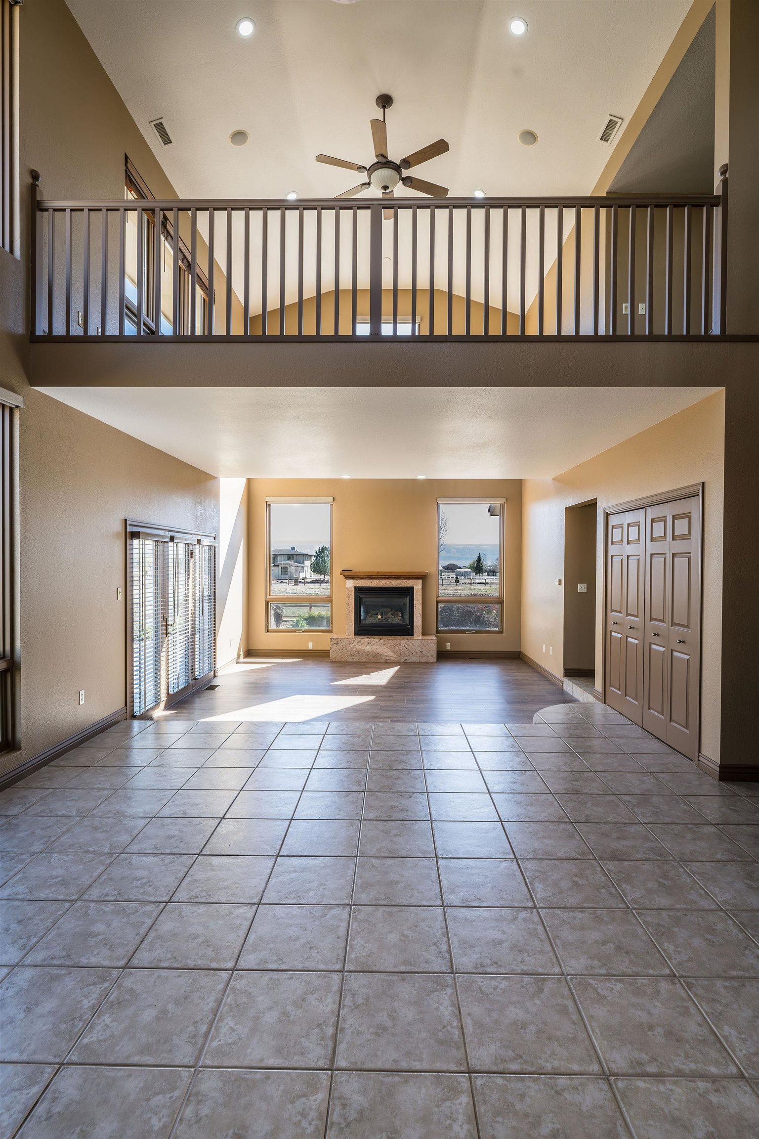 Grand Junction, Colorado, 81505, United States, 4 Bedrooms Bedrooms, ,4 BathroomsBathrooms,Residential,Active,2032090