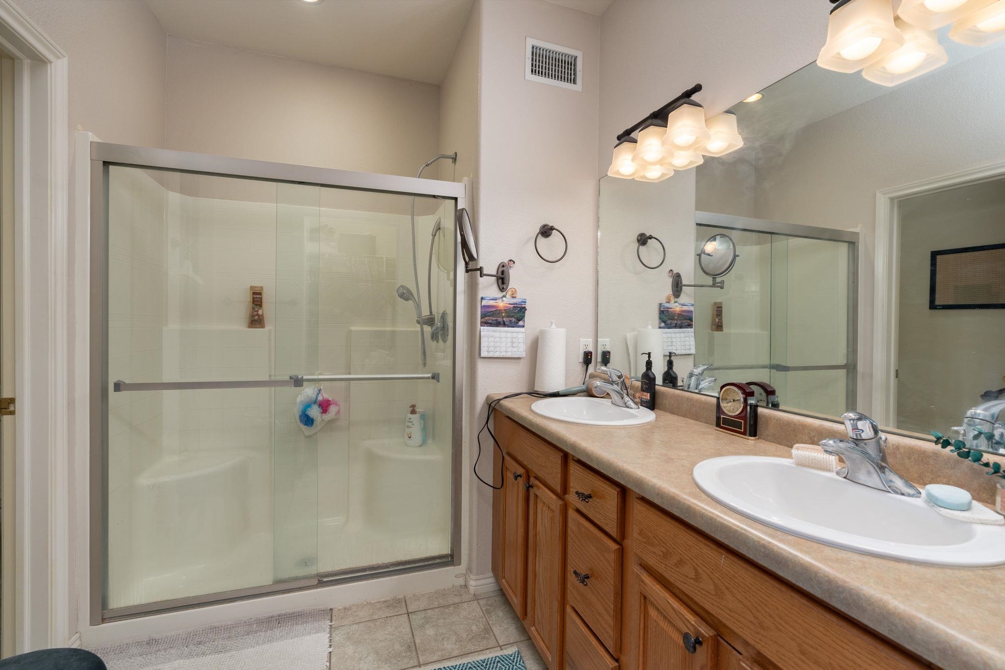 Grand Junction, Colorado 81505, United States, 3 Bedrooms Bedrooms, ,3 BathroomsBathrooms,Residential,Active,169655