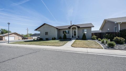 Photo of 272 Gettysburg Street, Grand Junction, CO 81503 (MLS # 20261867)