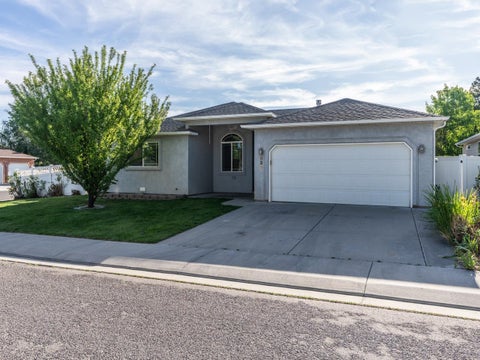 Photo of 625 Sneddon Place, Grand Junction, CO 81504 (MLS # 20264978)